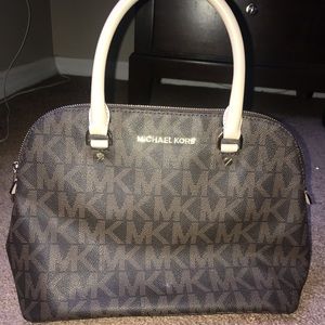 AUTHENTIC Michael Kors Handbag